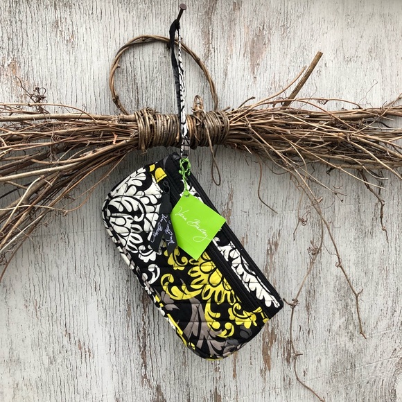 Vera Bradley Handbags - Vera Bradley Wristlet